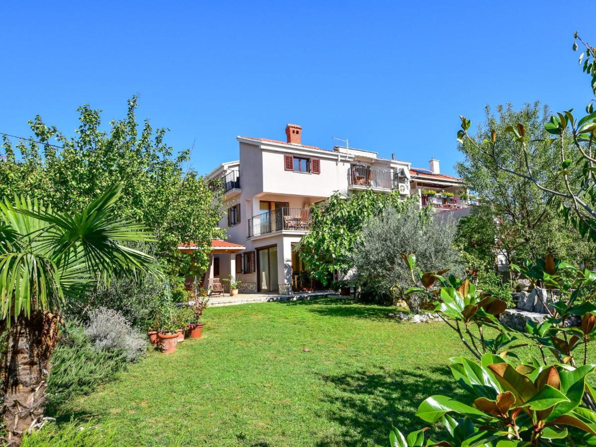 Apartment Crikvenica 1 Bagian luar foto