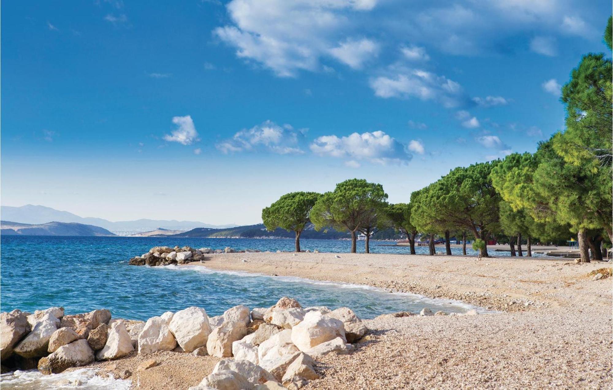 Apartment Crikvenica 1 Bagian luar foto