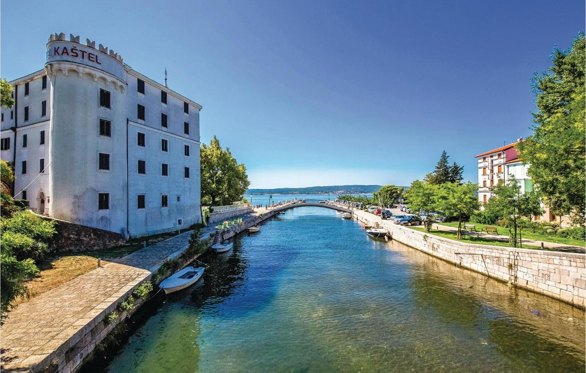 Apartment Crikvenica 1 Bagian luar foto